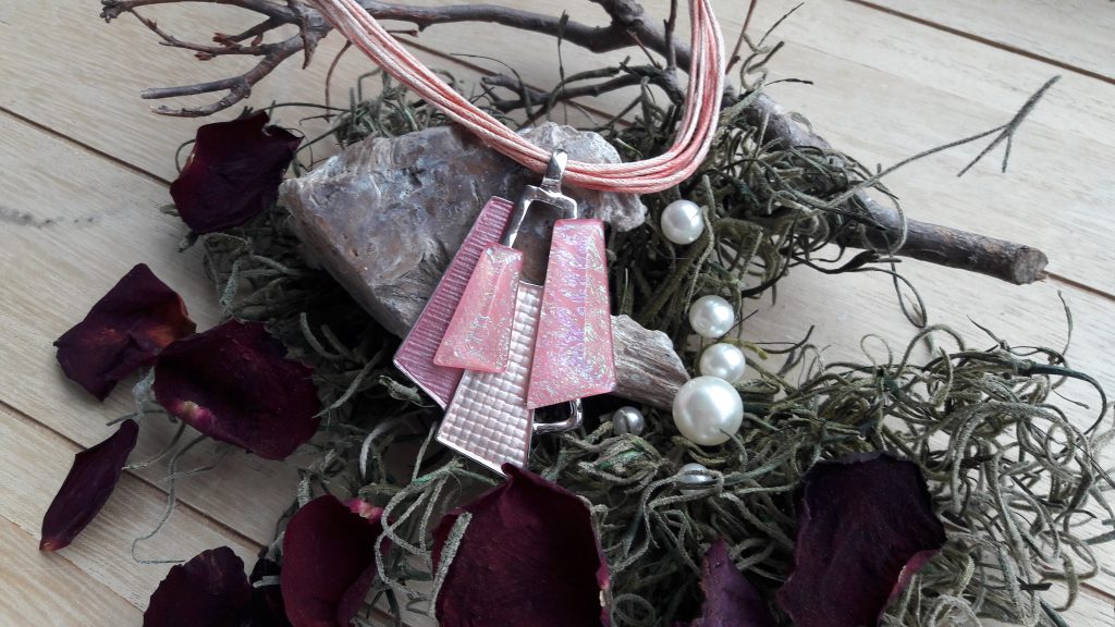 Modeschmuck Kette mit Anhänger