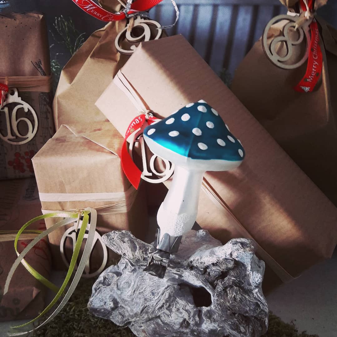 christbaumschmuck-fliegenpilz-mit-clip-weihnachts-deko Weihnachsdekoration: Christbaumschmuck Fliegenpilz mit Clip in türks